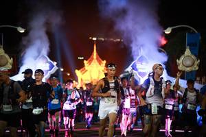 BIB: 1483, 9441, 0126, 0502
                            <button type="button" onclick="openModal(22676053)" class="btn btn-primary btn-sm float-right btn-popup" data-toggle="modal" data-target=".modal-high-quality">
                        <i class="fas fa-shopping-cart"></i> Add to Cart
                    </button>
                                            <button type="button" onclick="isThisMe(22676053, true)" class="btn btn-success btn-sm float-right btn-popup btn-isme hidden" data-toggle="tooltip" data-placement="bottom" title="นี่คือรูปของคุณใช่ไหม คลิกที่นี่เพื่อเอาเข้าอัลบั้ม">
                        <i class="fas fa-plus"></i> Add to album
                    </button>
                    <button type="button" onclick="isThisMe(22676053, false)" class="btn btn-warning btn-sm float-right btn-popup btn-isnotme hidden">
                        <i class="fas fa-ban"></i> Remove from album
                    </button>